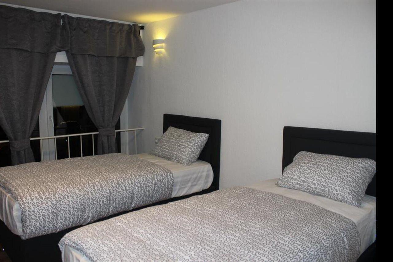 Hotel Garni Emir Kolín nad Rýnem Exteriér fotografie