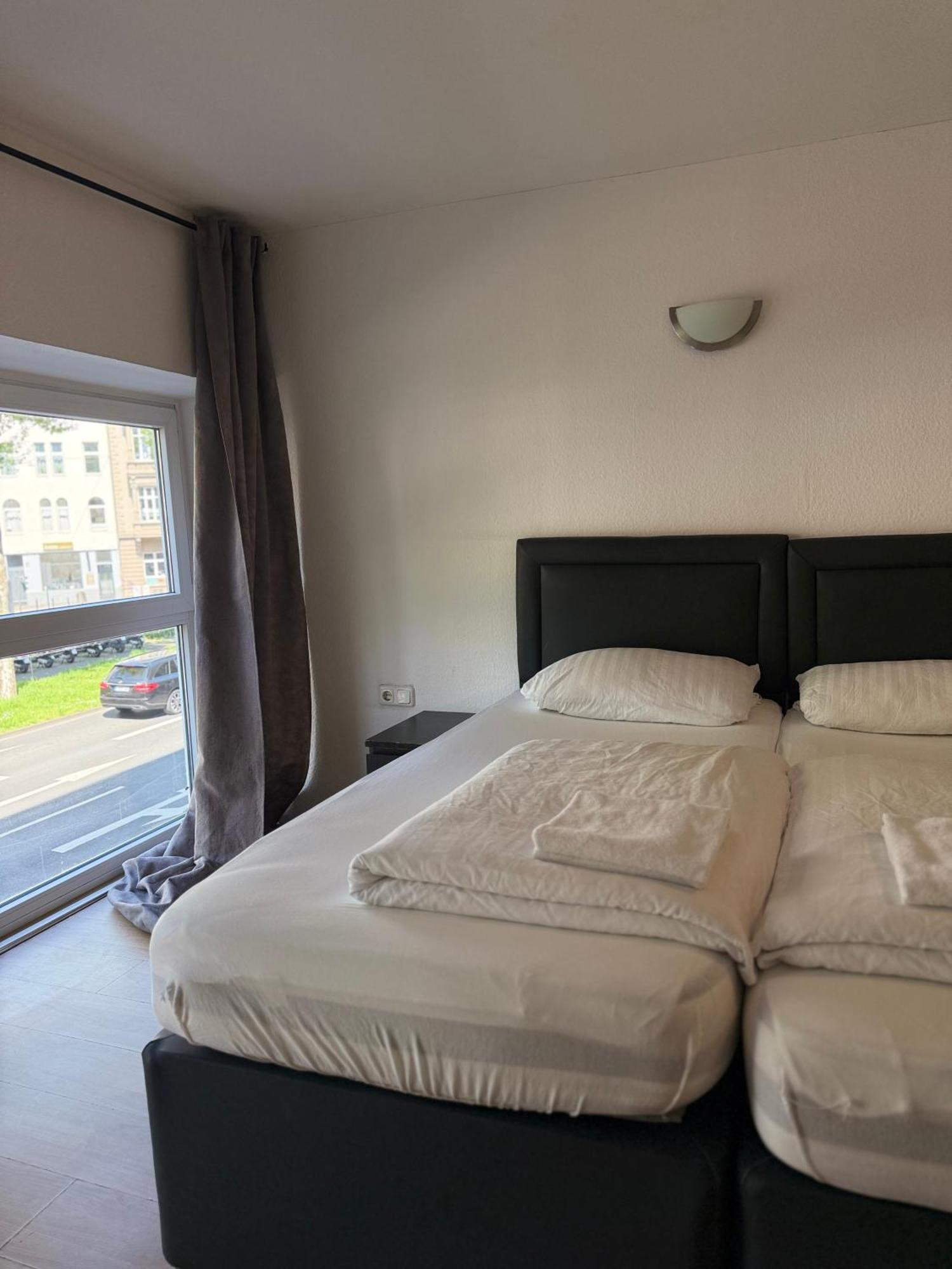 Hotel Garni Emir Kolín nad Rýnem Exteriér fotografie