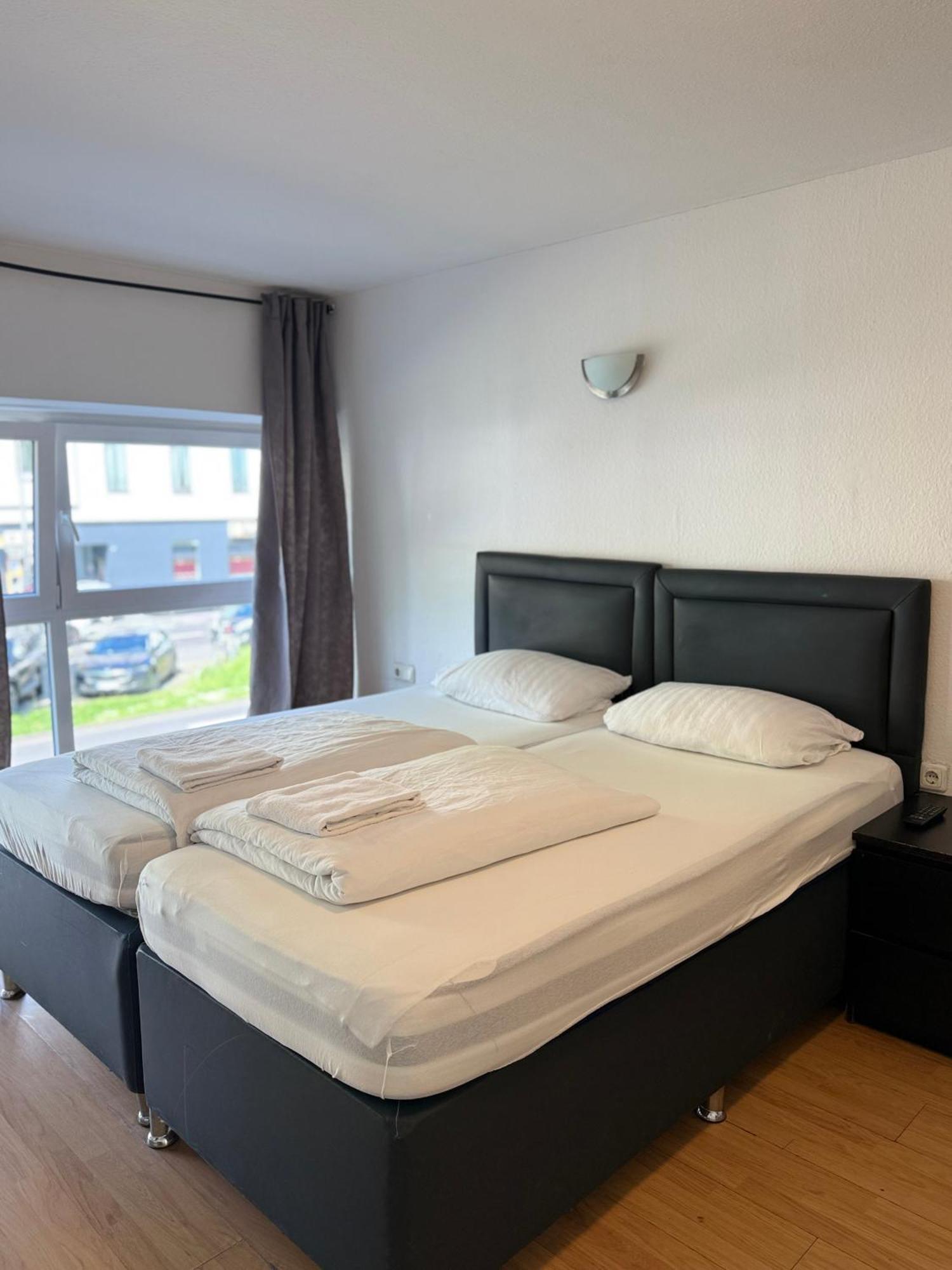 Hotel Garni Emir Kolín nad Rýnem Exteriér fotografie