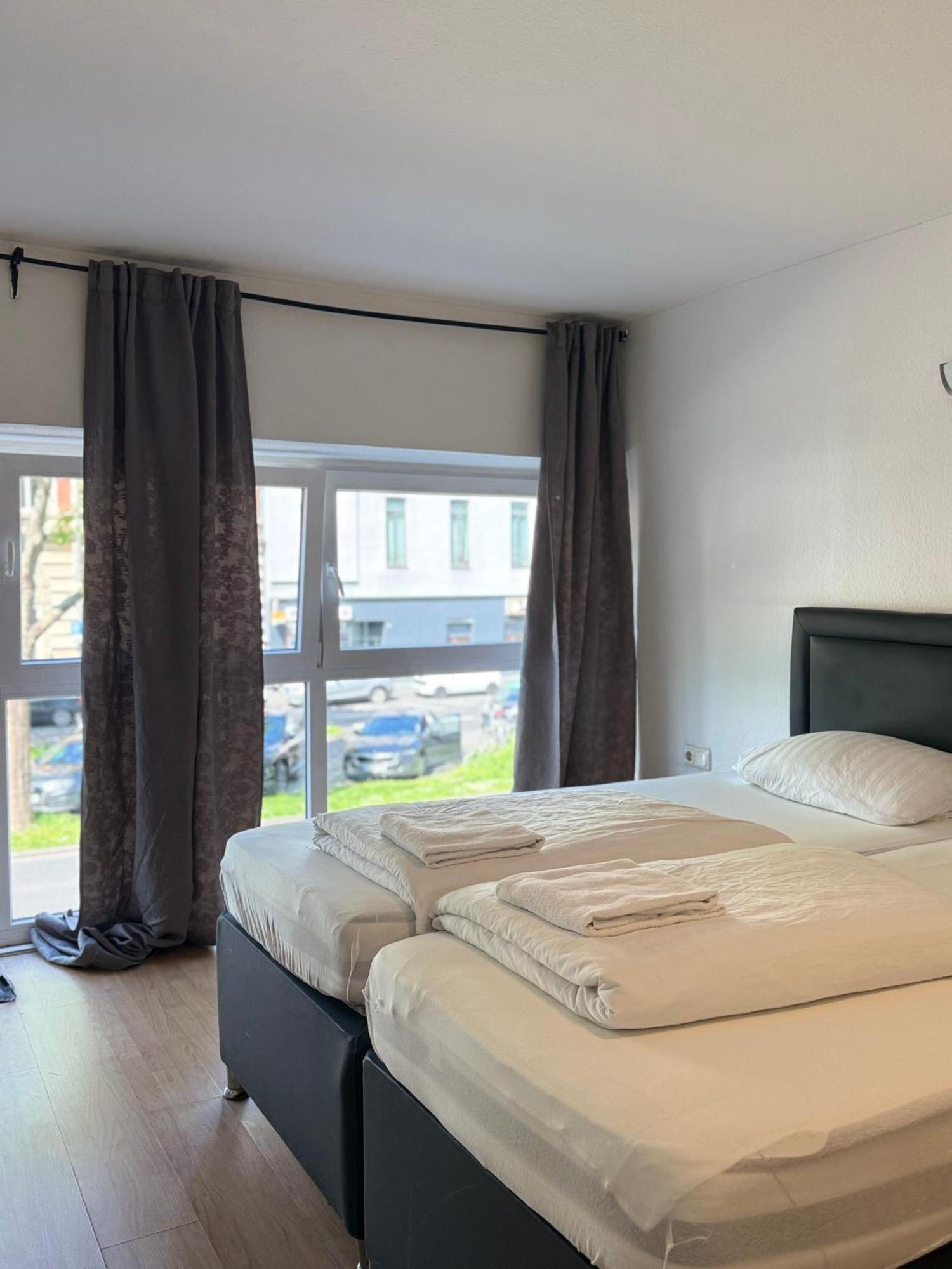 Hotel Garni Emir Kolín nad Rýnem Exteriér fotografie