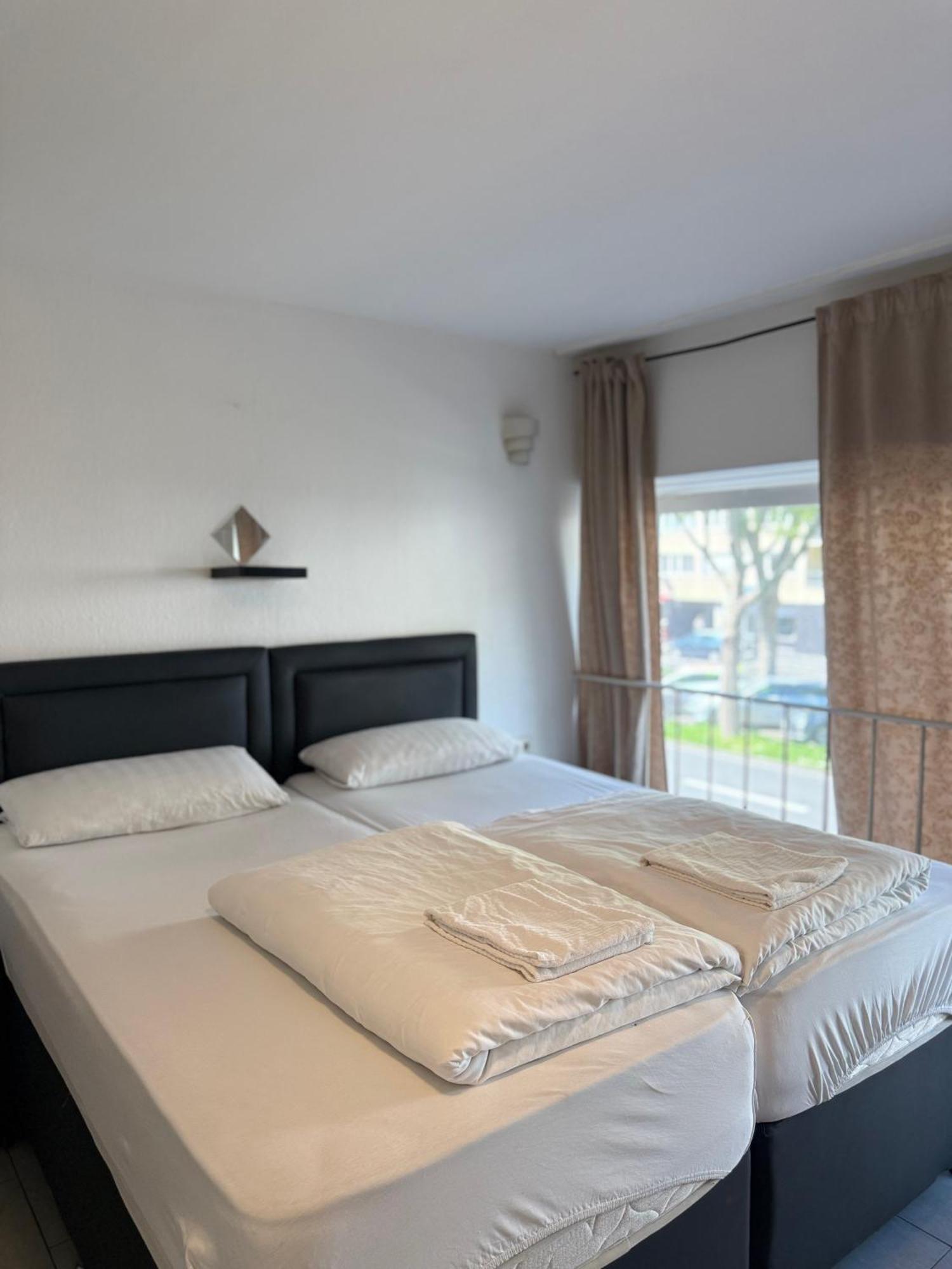 Hotel Garni Emir Kolín nad Rýnem Exteriér fotografie